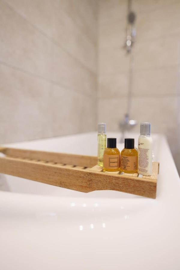 Qala Ajuga Luxury Boutique B&B מראה חיצוני תמונה